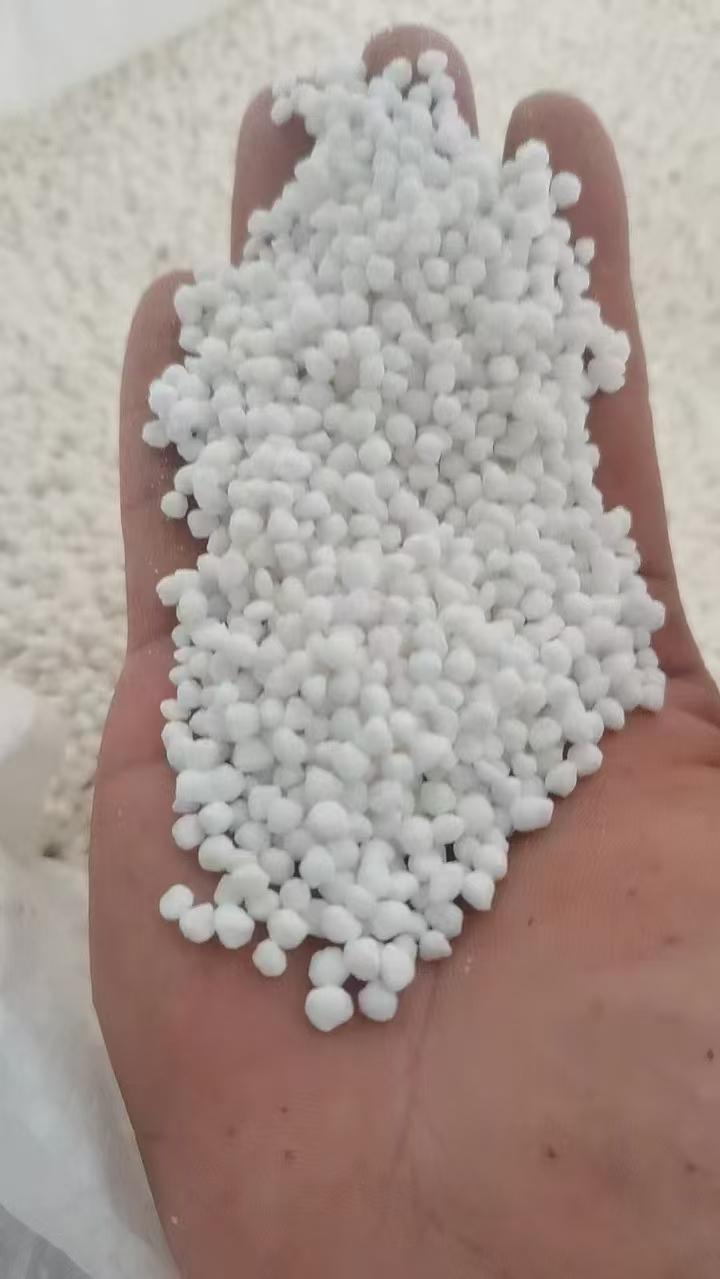小麦每亩用多少颗粒氯化铵 小麦每亩用多少颗粒氯化铵